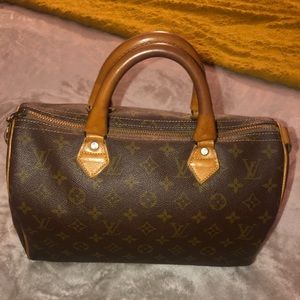 🛑🔥24 hr sale🔥🛑Rare LV French Company Speedy 30